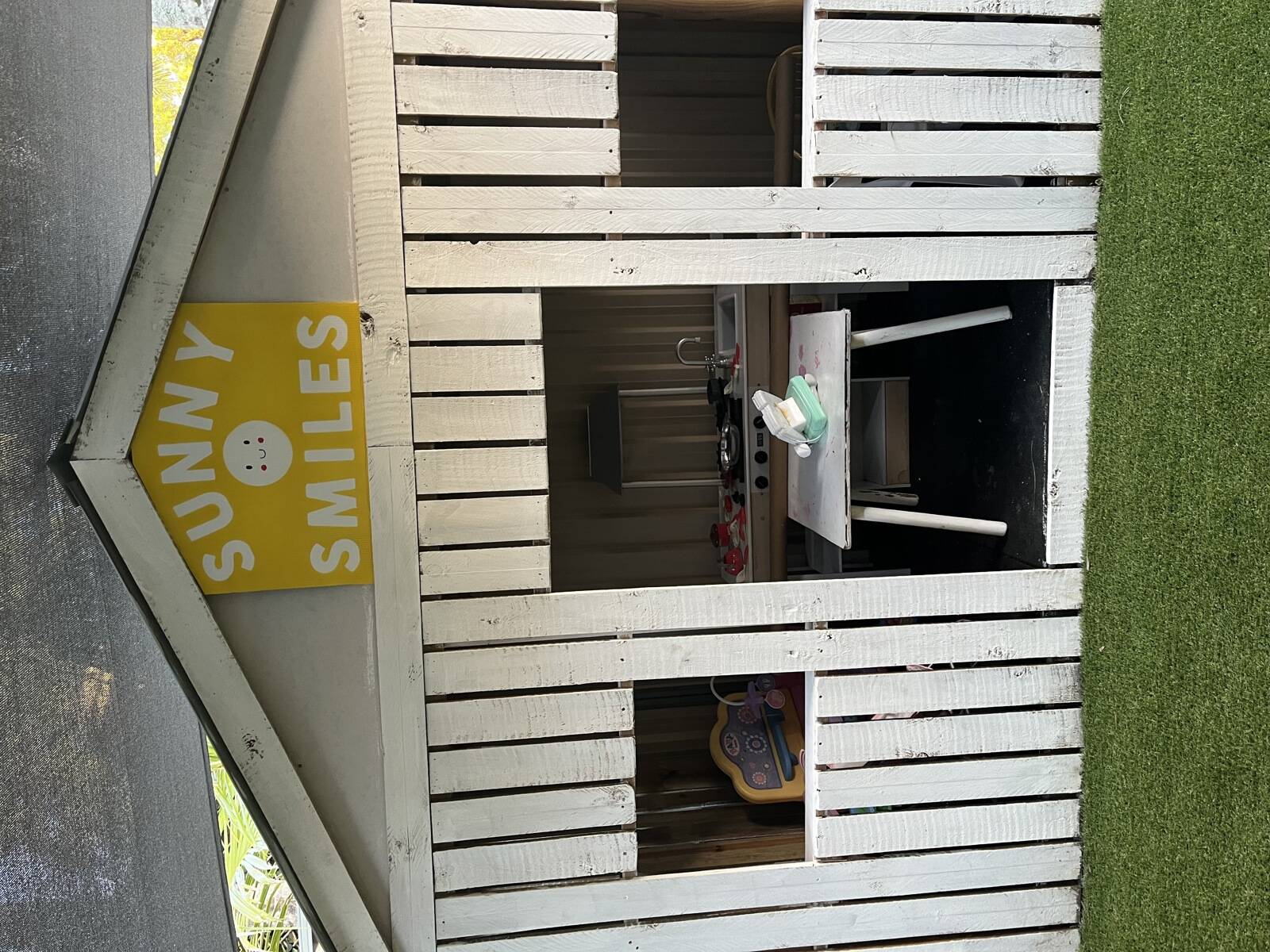 Sunny smiles family daycare