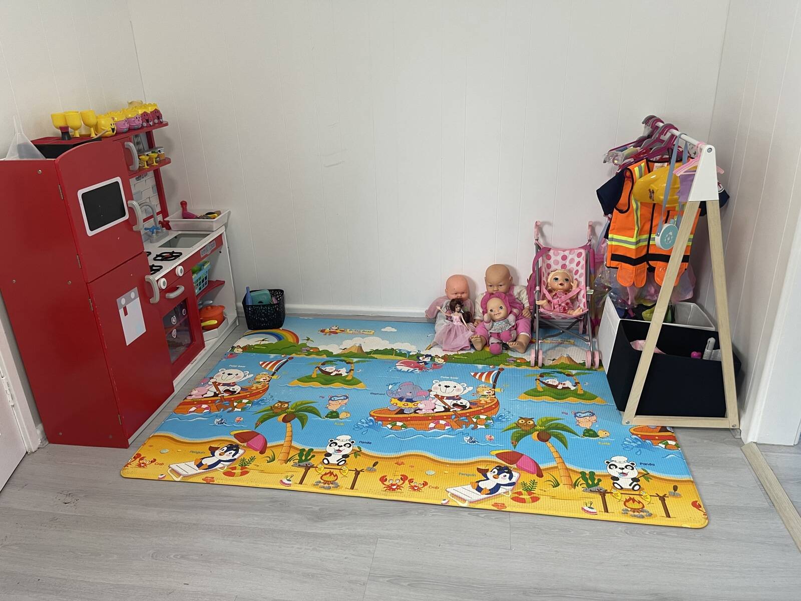 KELFDC - Ark Activity Centre (Family Day care) - FDC  closed Permanently 