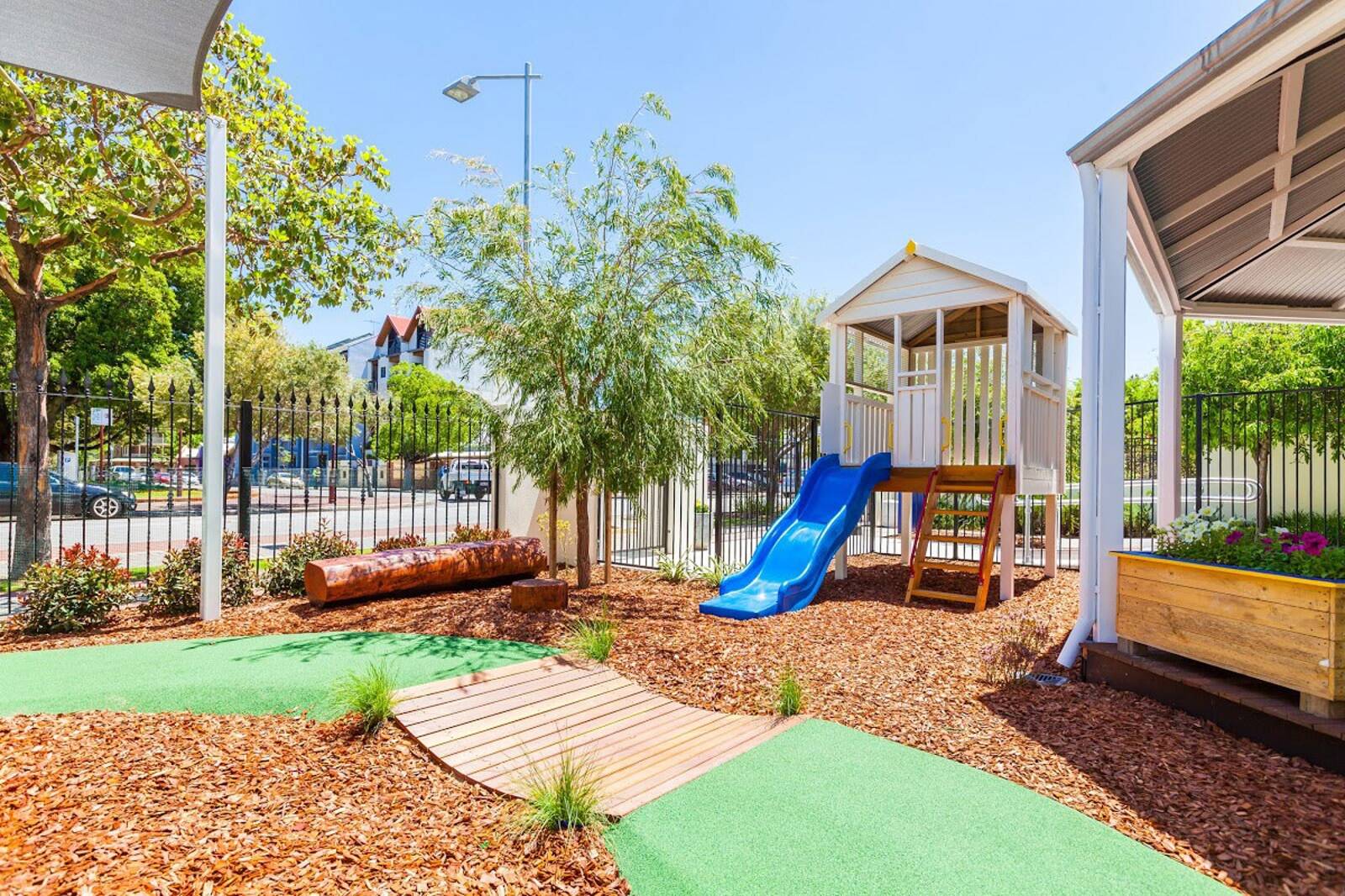 Buttercups Childcare and Kindergarten - Northbridge