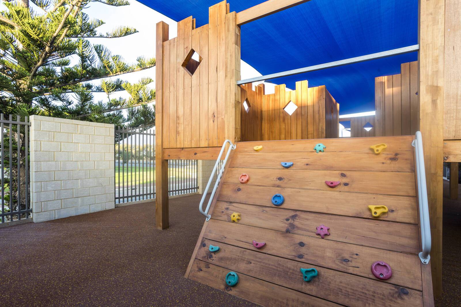 Buttercups Childcare and Early Learning Centre - Mindarie