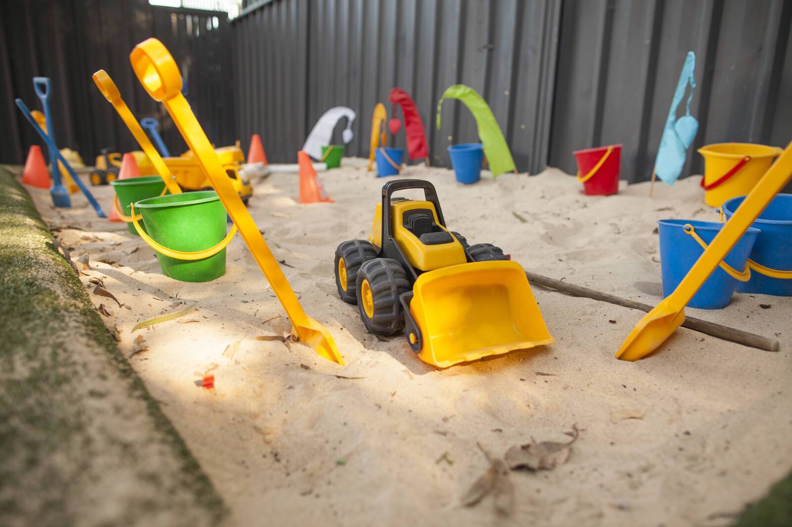 Little Peoples Early Learning Centre - Figtree