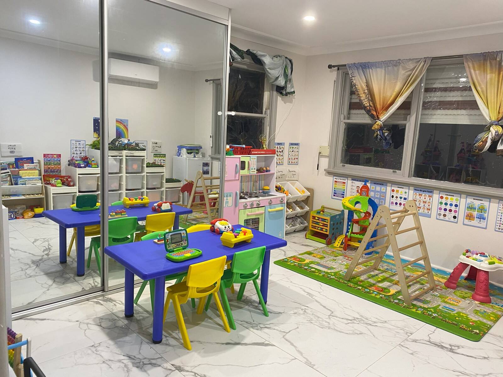 GIGGLE GARDEN FAMILYDAYCARE