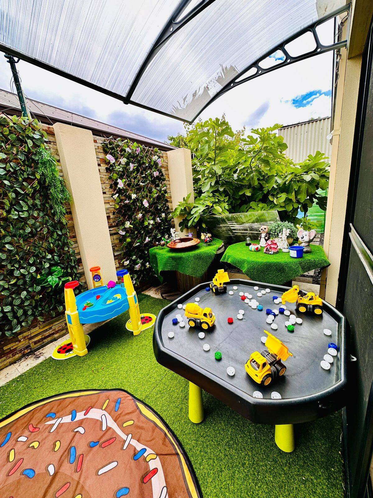 Zia's Little Friends family day care