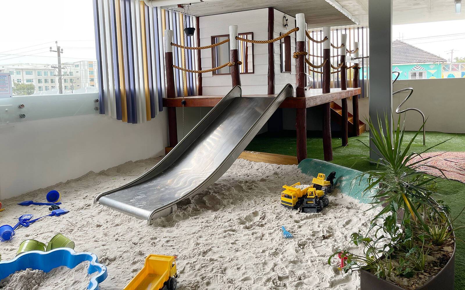 Busy Bees at Scarborough