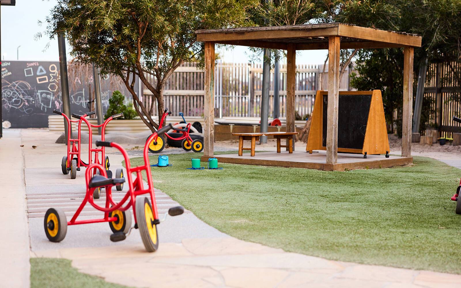 Busy Bees at Williams Landing