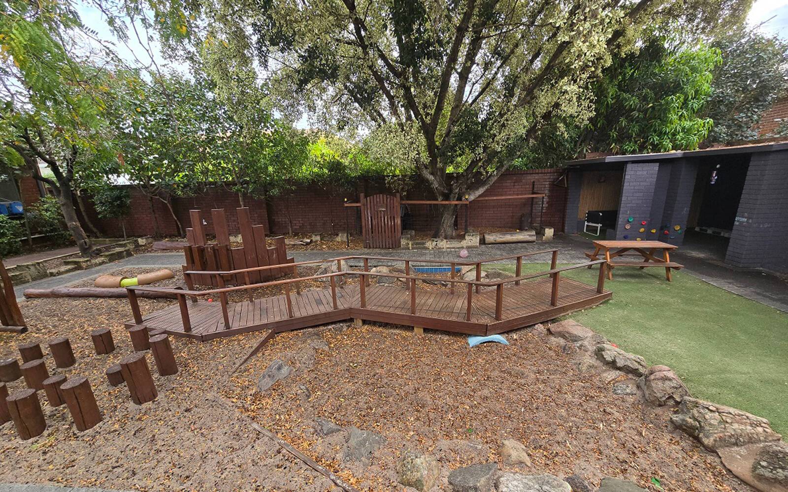 Busy Bees at Mt Lawley South