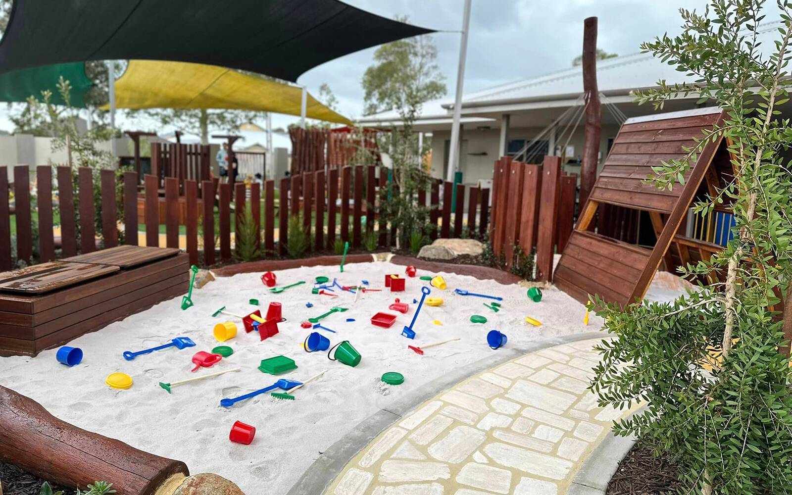 Busy Bees on Ashdale