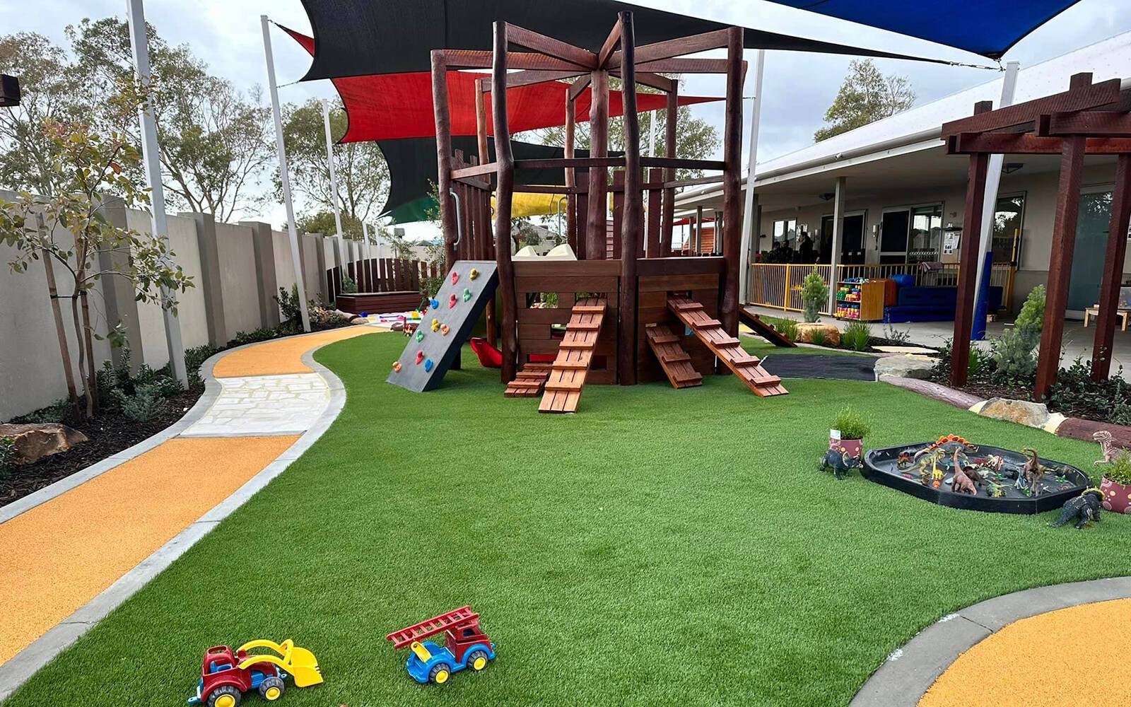 Busy Bees on Ashdale