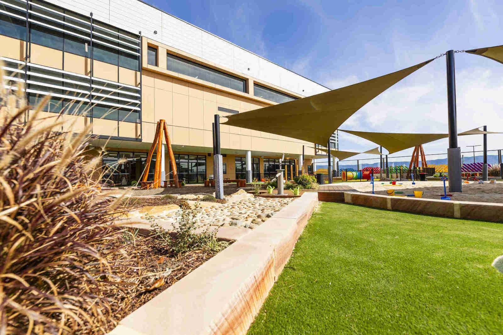 Little Peoples Early Learning Centre Oak Flats