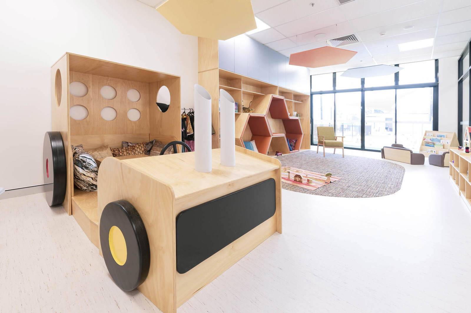 Little Peoples Early Learning Centre Oak Flats