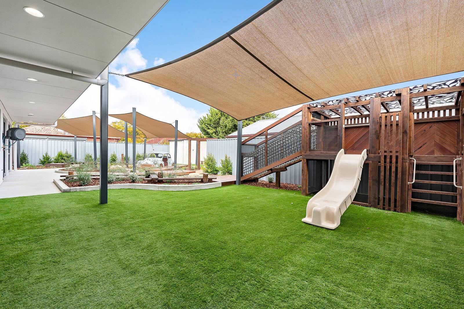 Nido Early School Gables