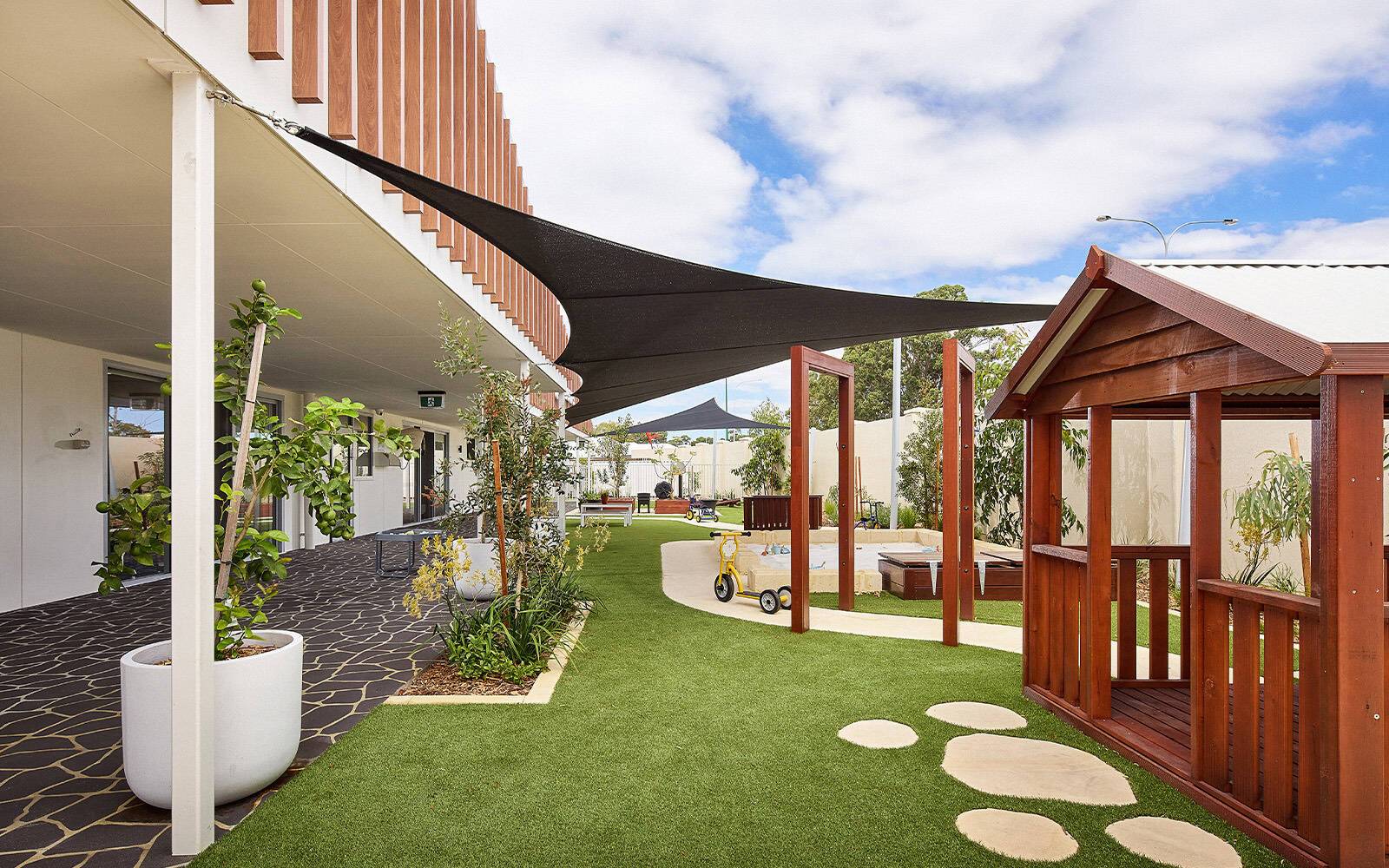 Green Leaves Early Learning Wildflower (Piara Waters)