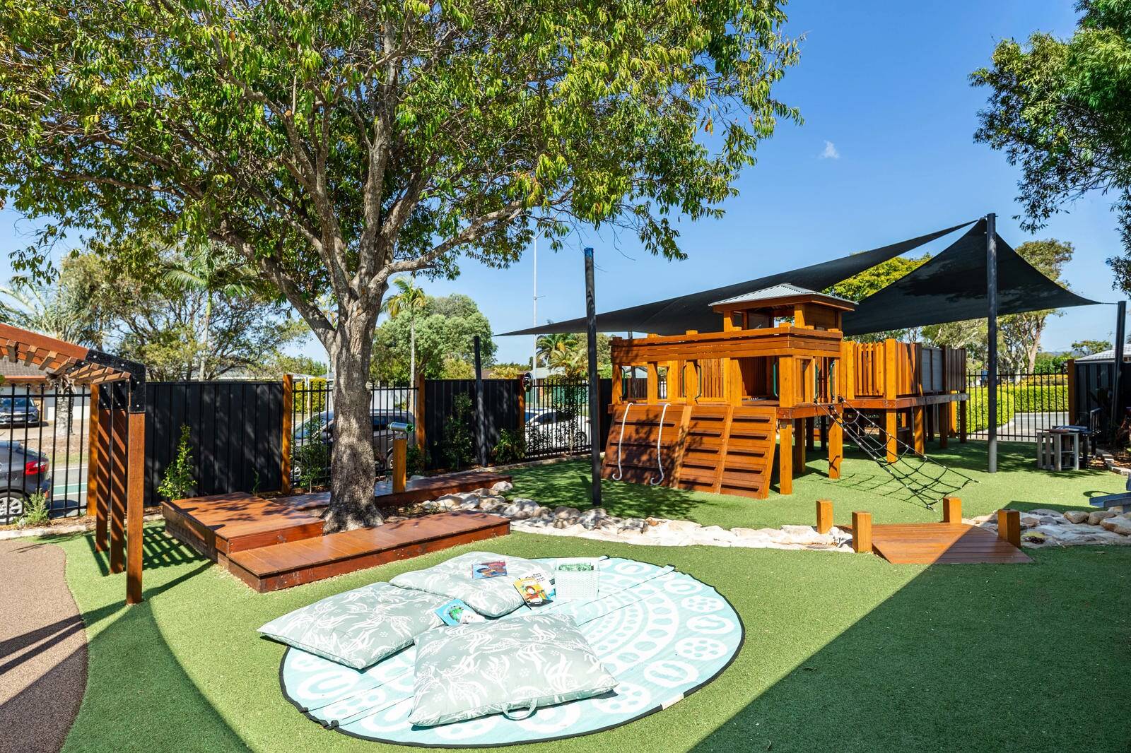 Little Scholars School of Early Learning Burleigh Waters