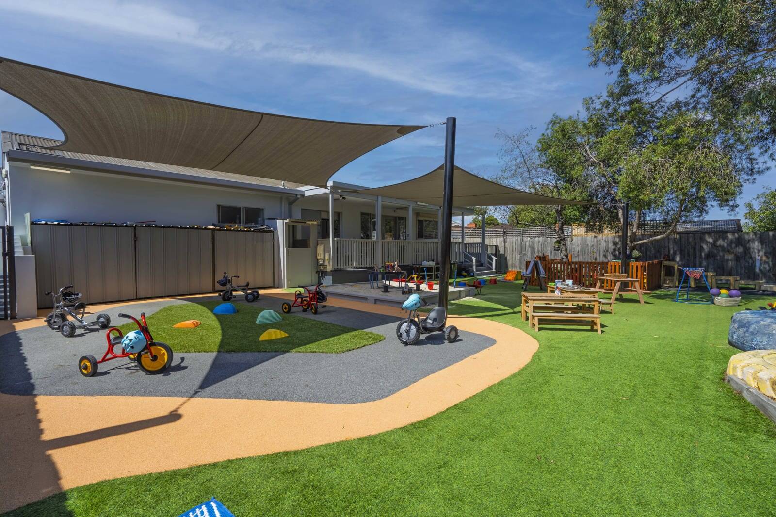 Springvale 2 World of Learning