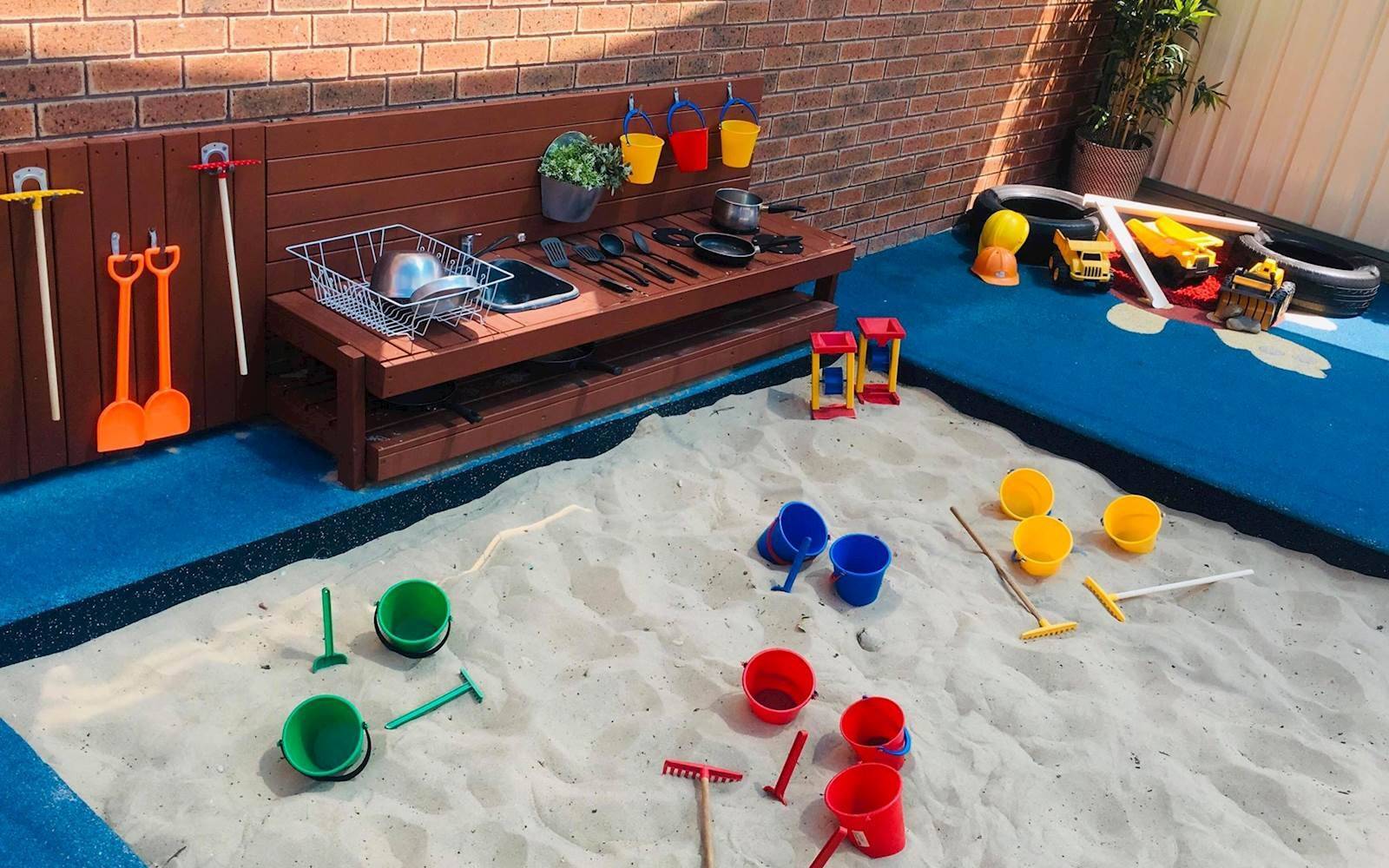 Junior Einsteins Nurturing Centre - Flinders