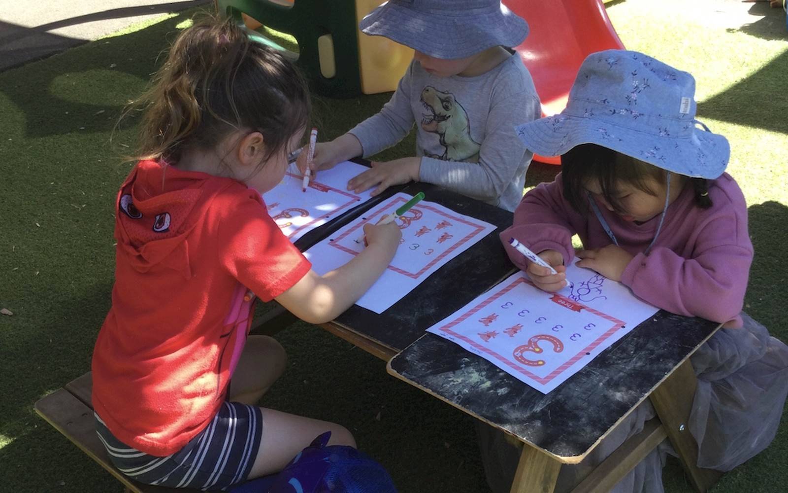 Bright Little Stars on Mowbray