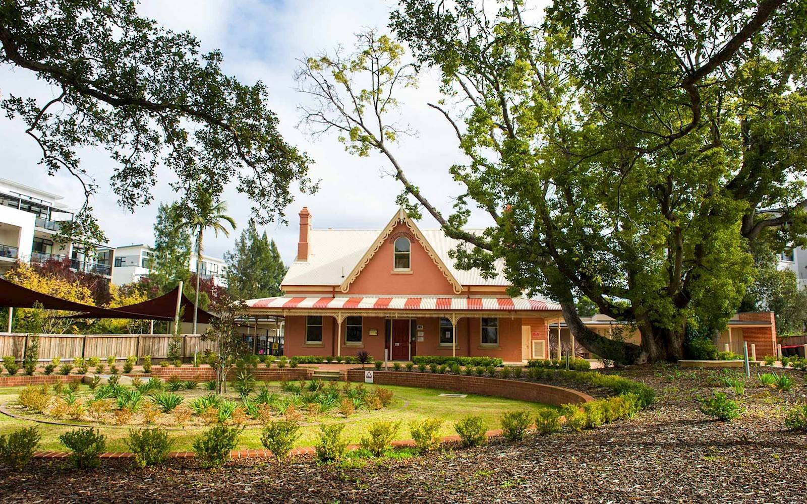 Castle Hill Montessori Academy Childcare & Preschool