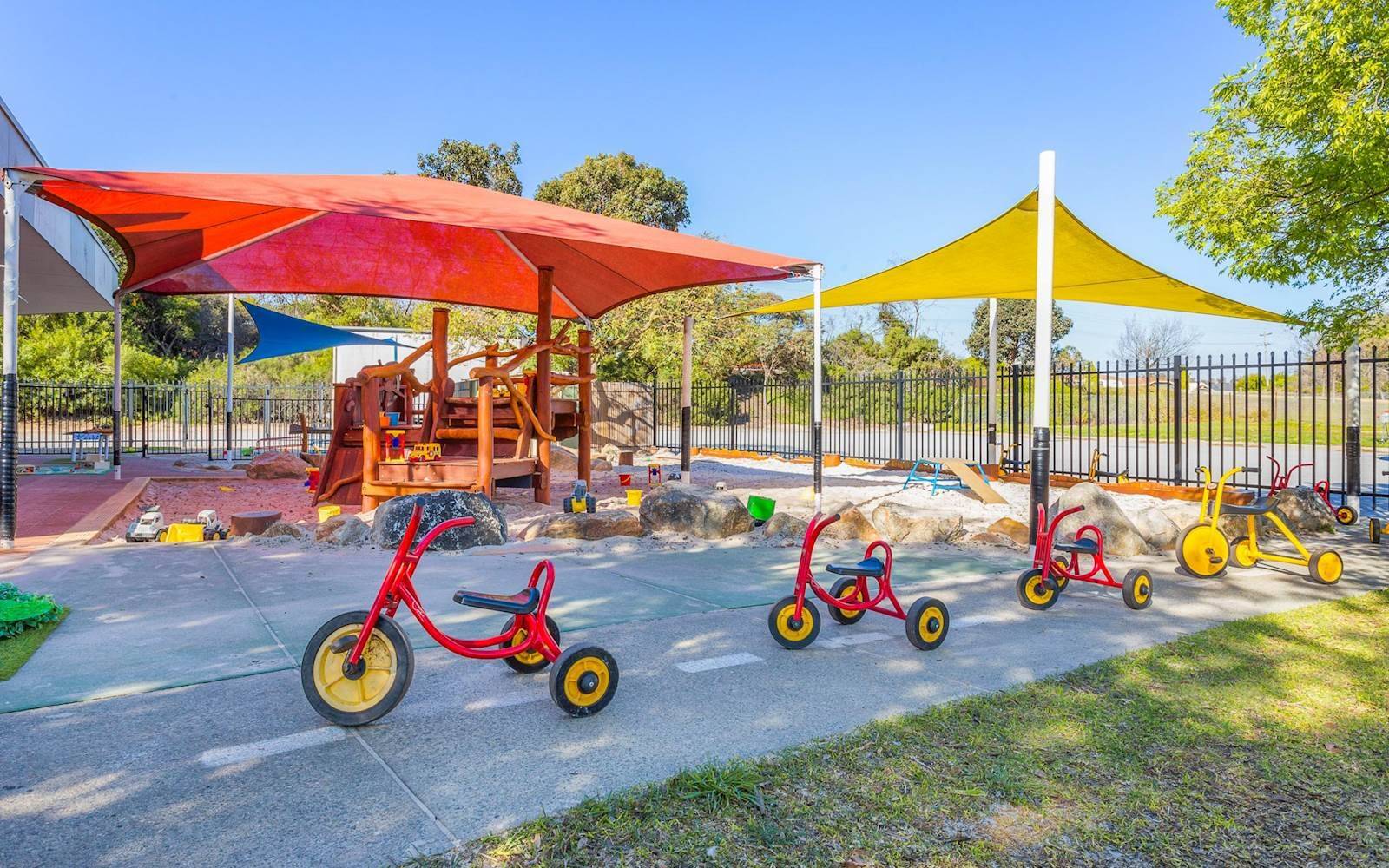 Cuddles Early Learning & Childcare South Lake Toddle