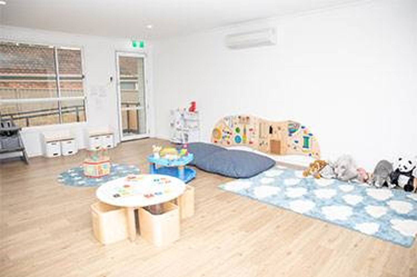 Kinder Lane Early Learning Centre