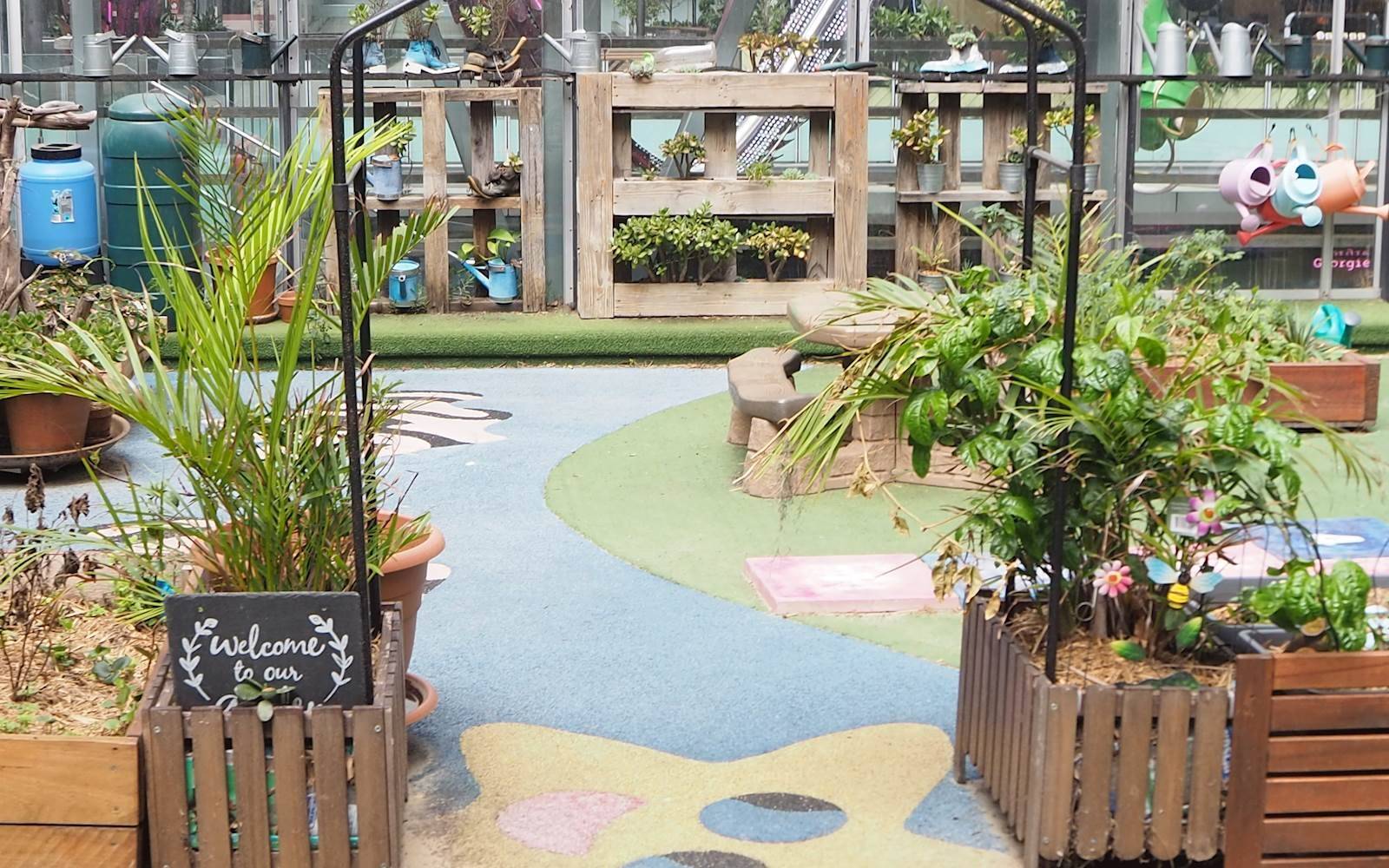 Active Kids World Square