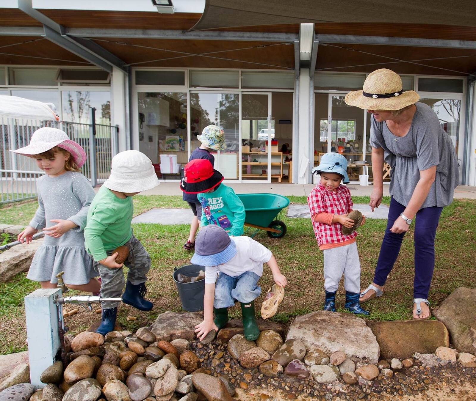 Headland Montessori Early Learning Centre