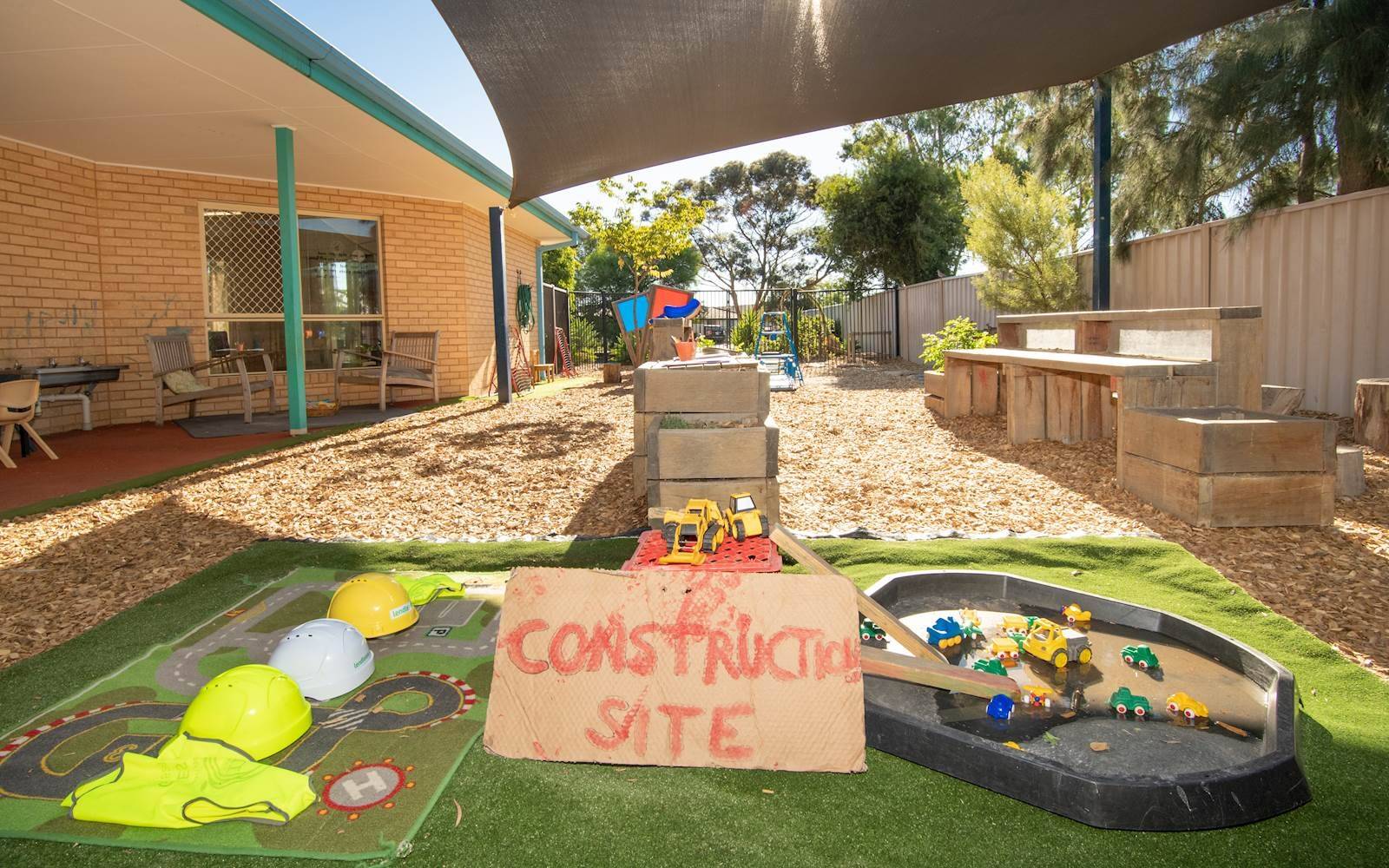 Busy Bees at Gilles Plains