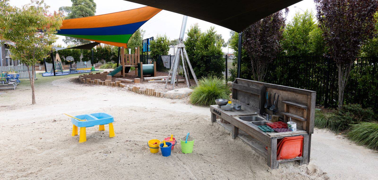 Jenny'S Elc Delacombe