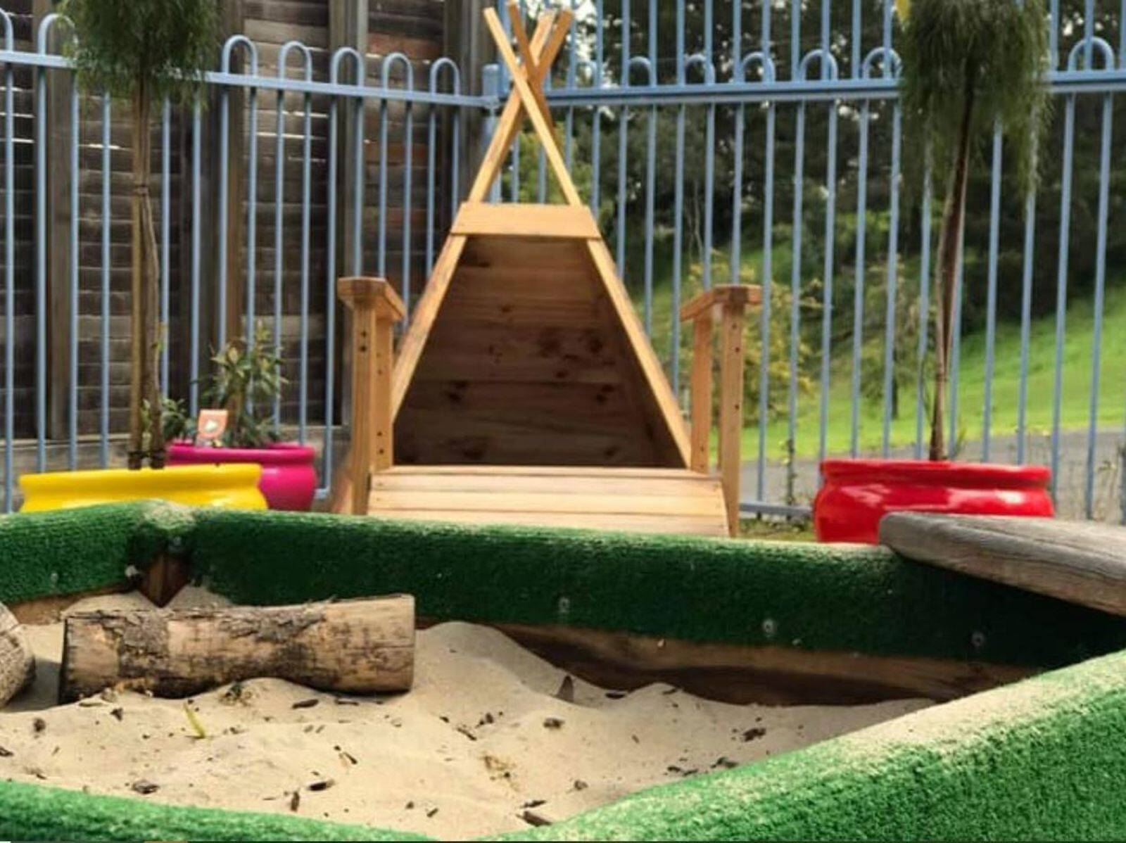 Cuddly Bear Templestowe Early Learning Centre