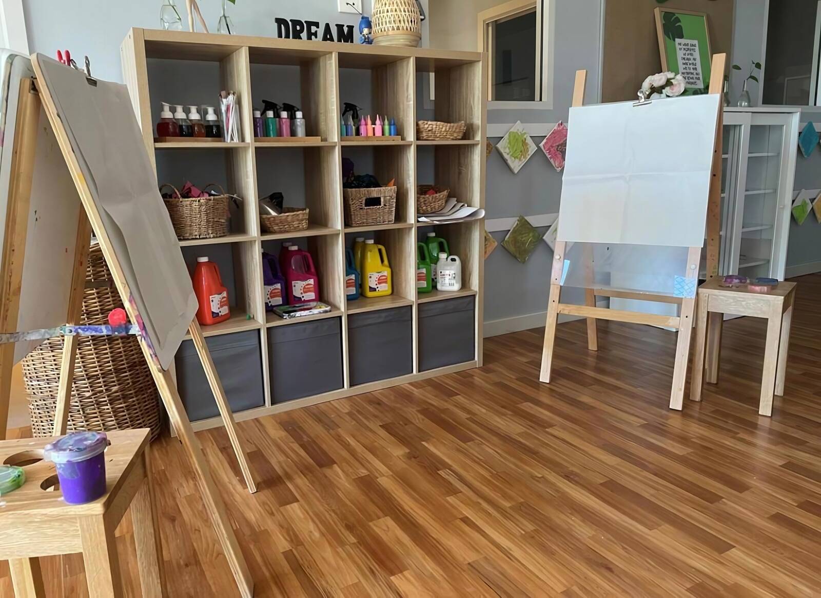 Sparrow Early Learning Butler