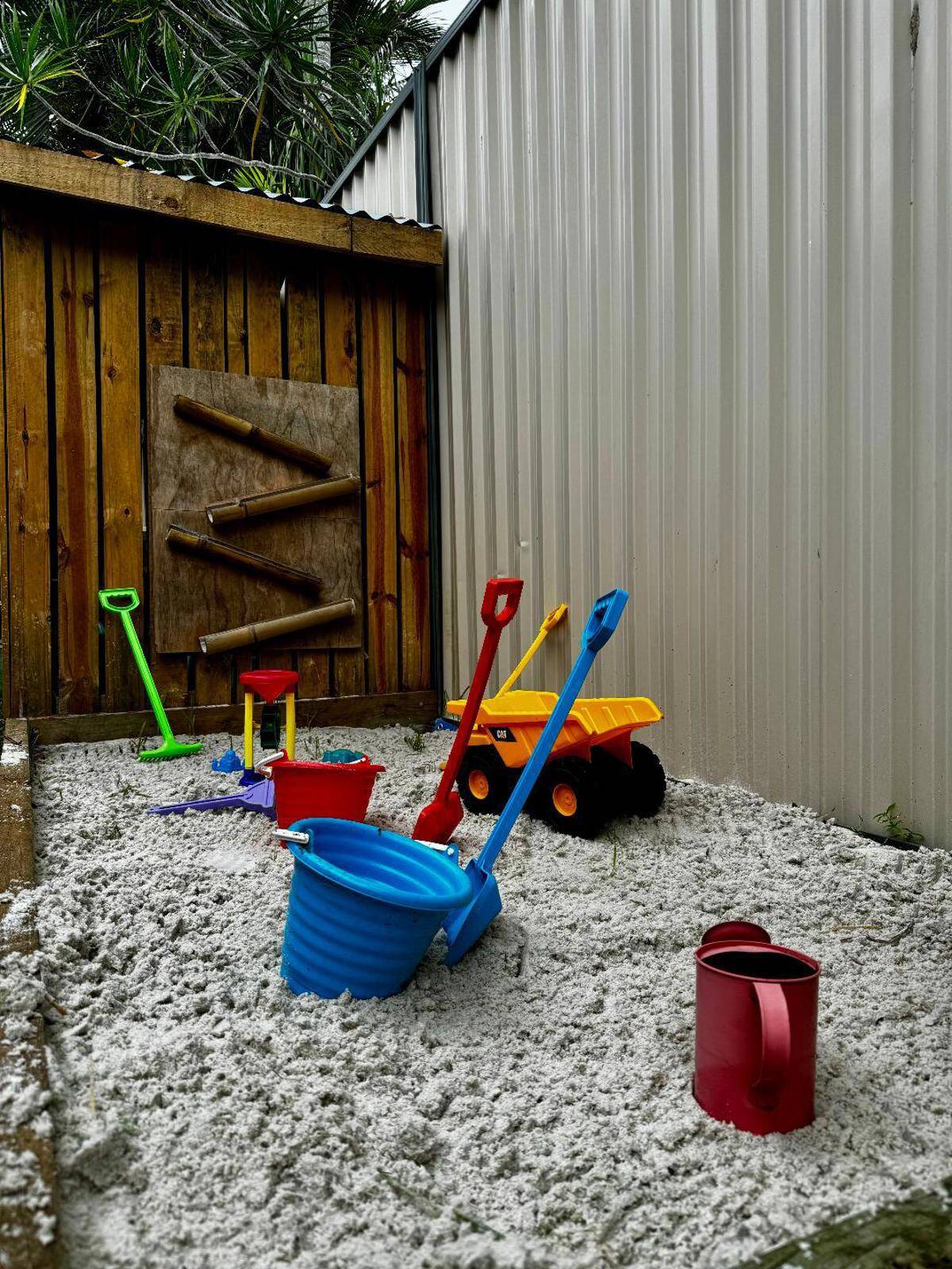 Sunny smiles family daycare